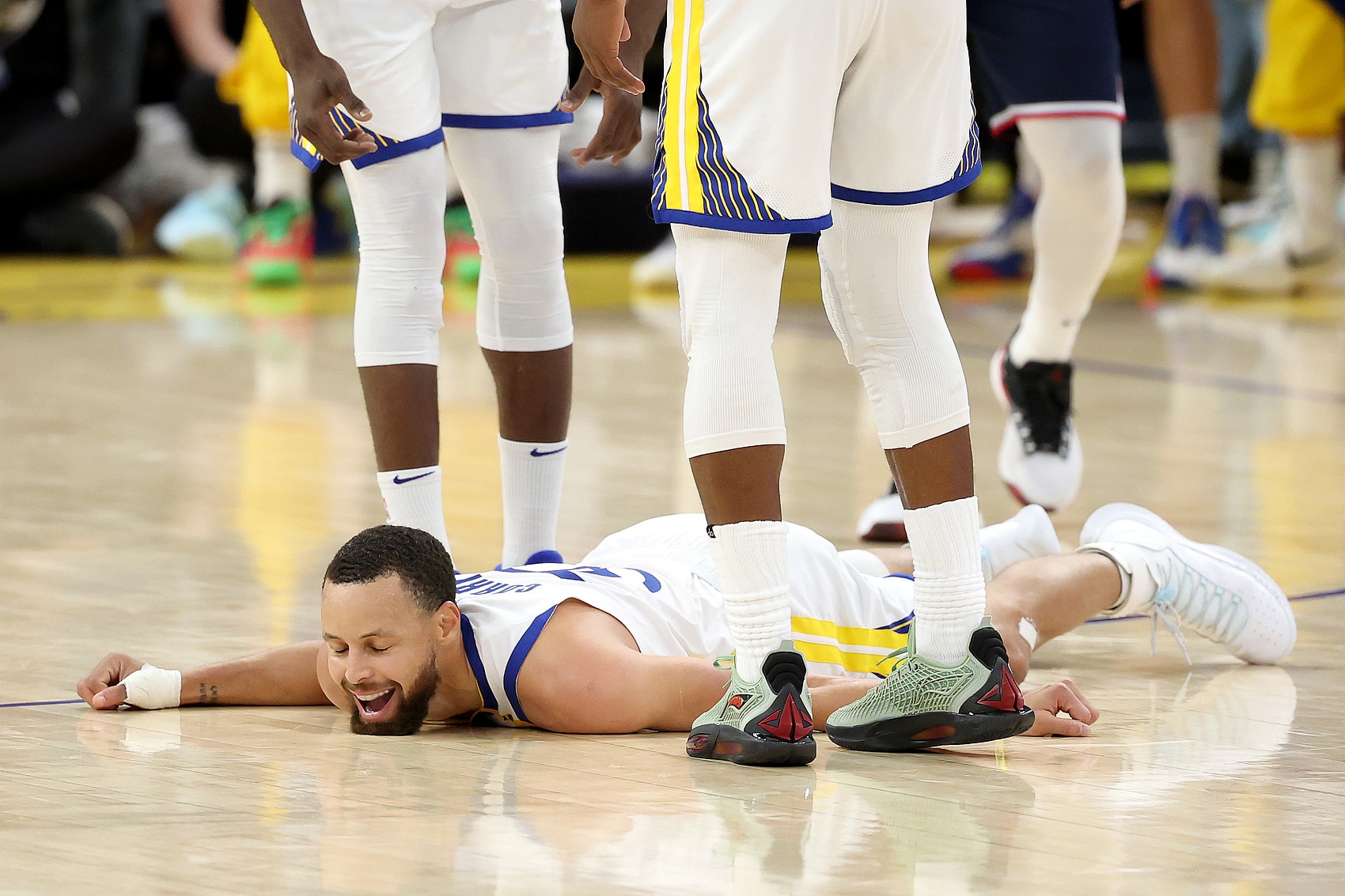 季后赛近在眼前勇士展开最后冲刺