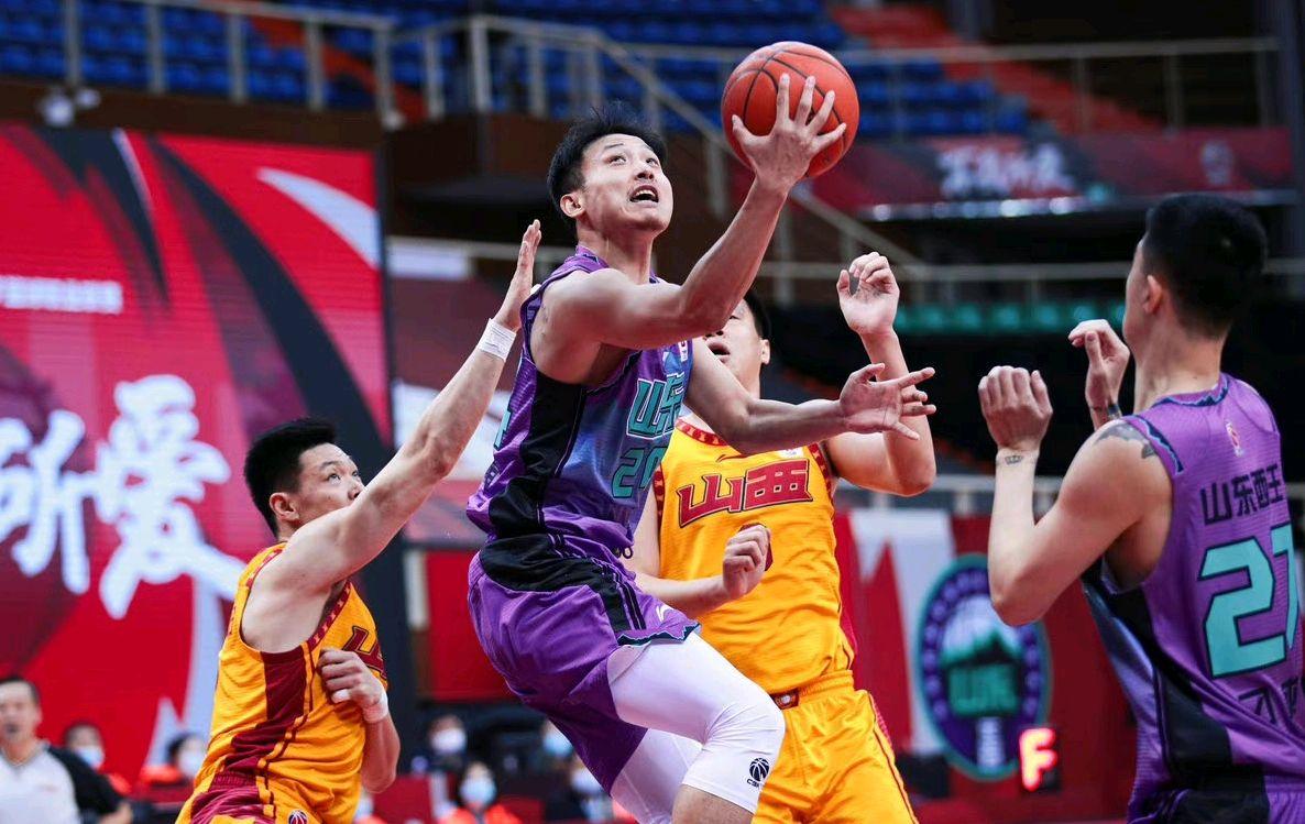 爱游戏官方入口-正面对决胜负难料，双方实力强劲