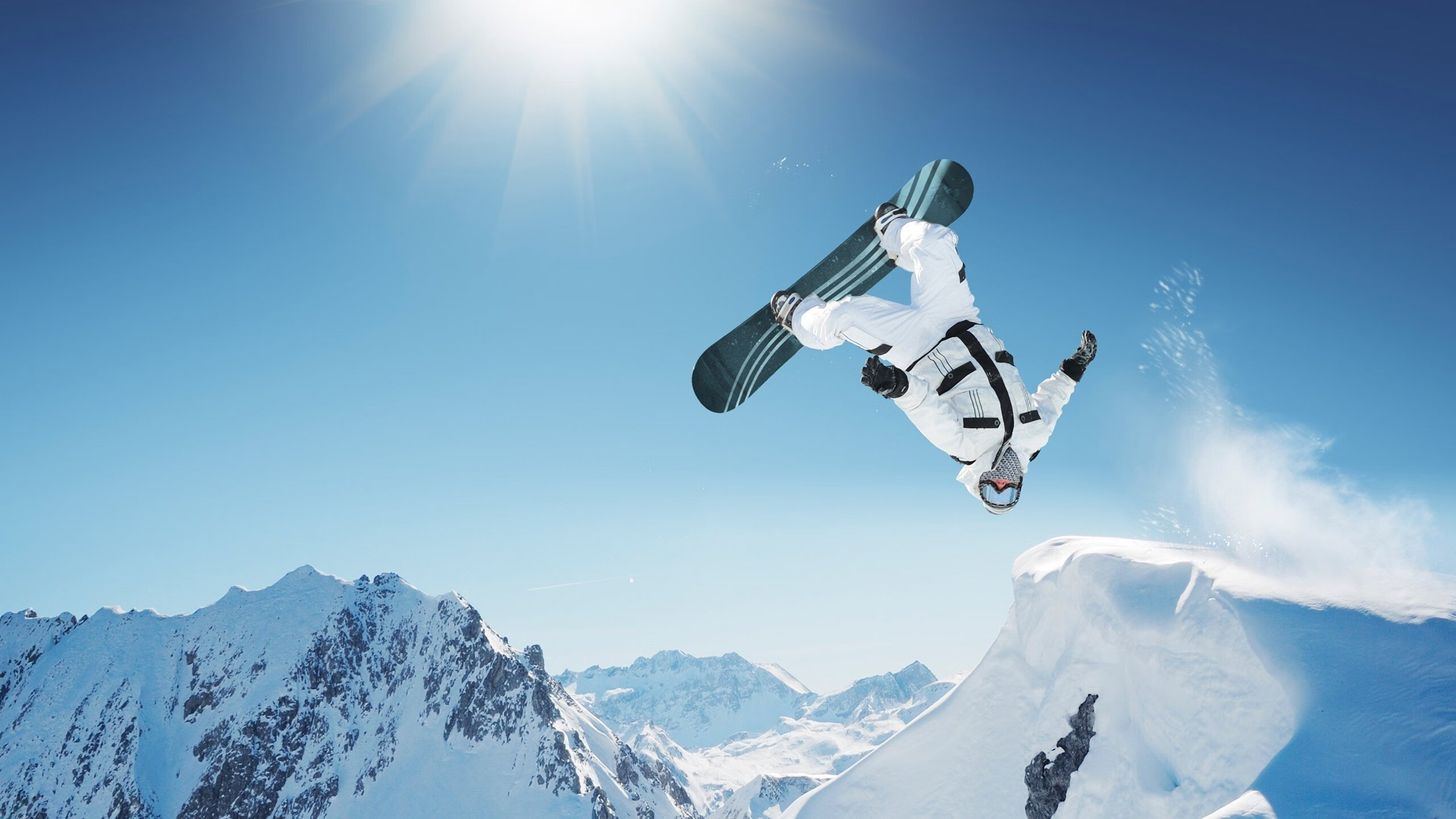 拉沃尔杯击败温网,西西帕斯告诉你为何我们爱上另一种网球